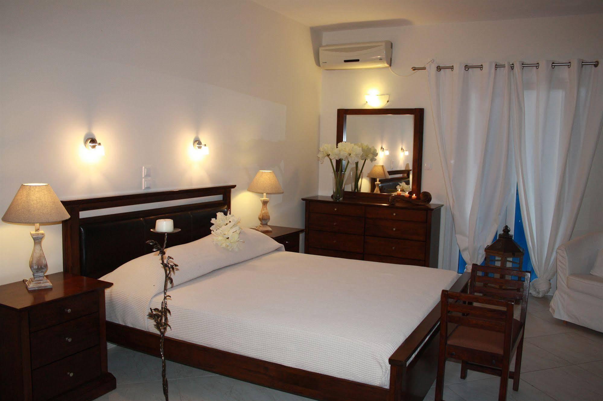 Paros Palace Ngoại thất bức ảnh